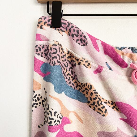 Sundry Animal Print Camo Sweatpants Pink Size 4 - Picture 3 of 7